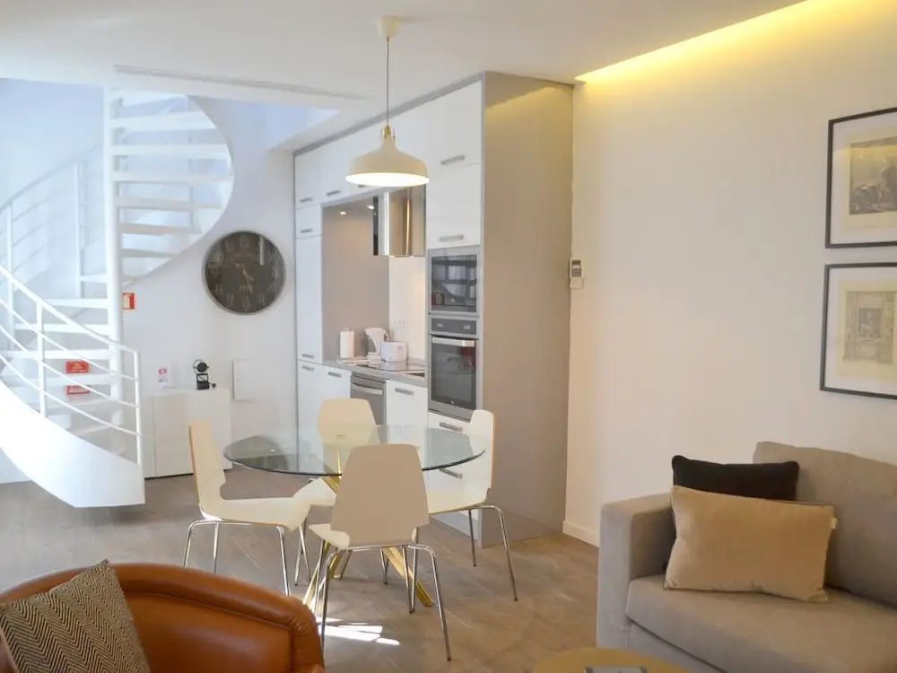 RH Aqueduto Lisbon House