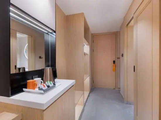 Vienna Hotel (Foshan Shunde Xingtan Fengjian Water Town Branch)