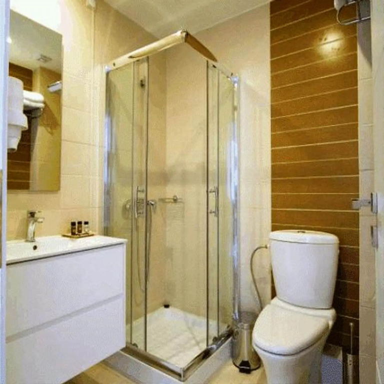 Aktaion Hotel