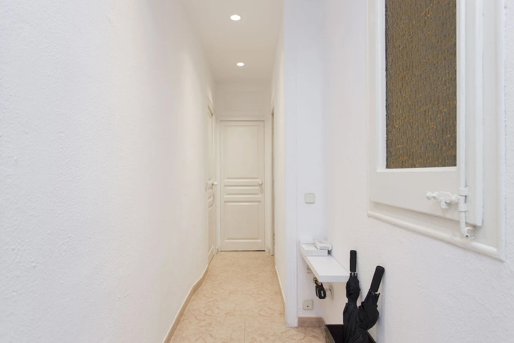 Madrona Apartment