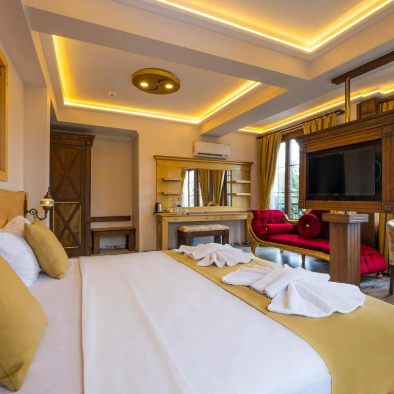 Reis Royal Hotel