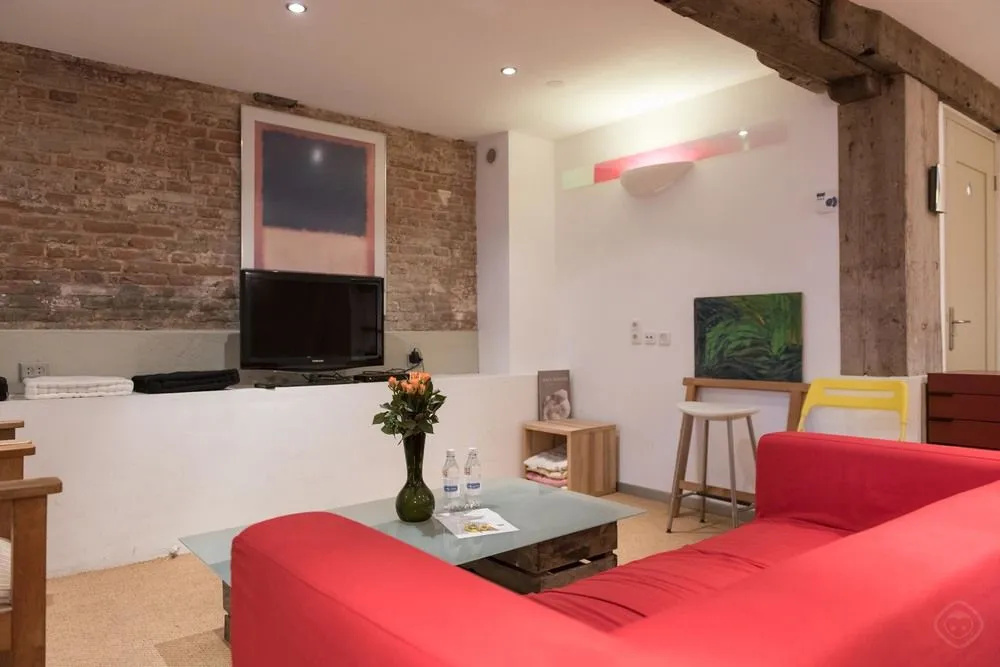 Canal West Area Apartments