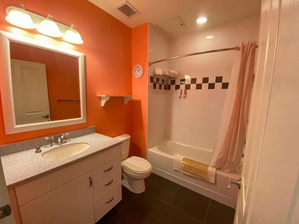 Harbour House at the Inn Unit 311 by Coastal Vacation Properties