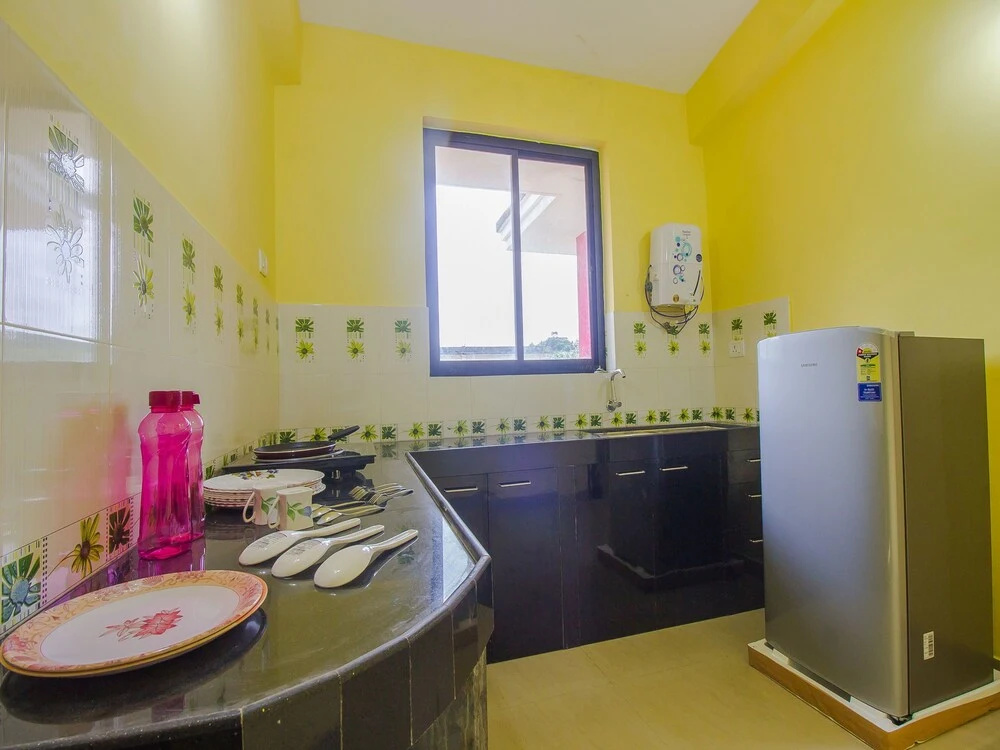 OYO 18352 Home Elegant 2BHK Mall De Goa