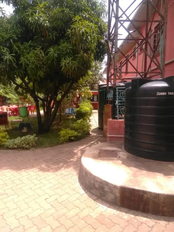 Elsam Mariot guest House
