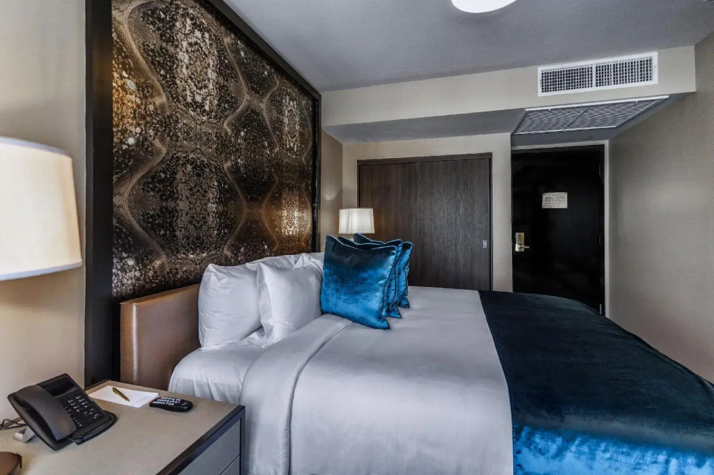 Venezia Hotel By At Mine Hospitality