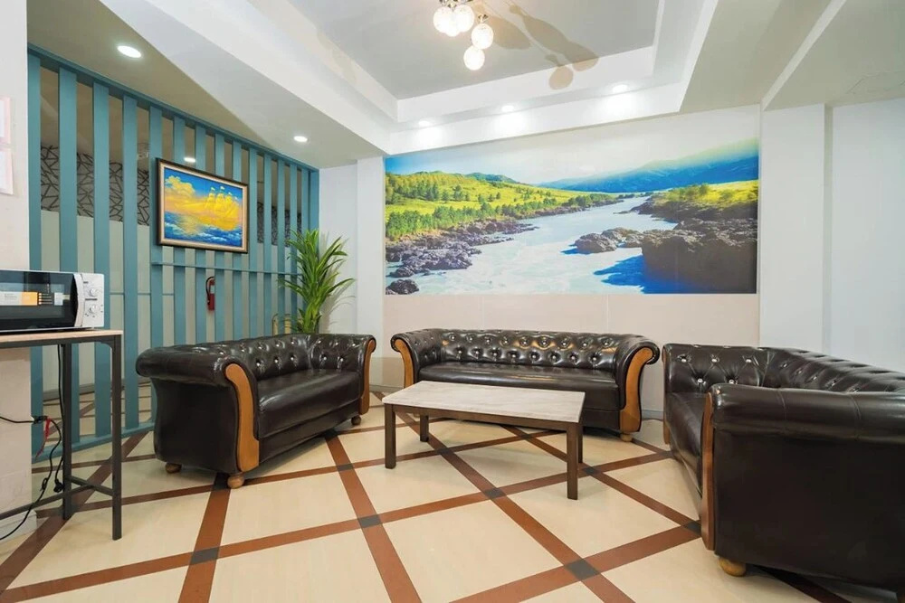 Top Inn Hotel