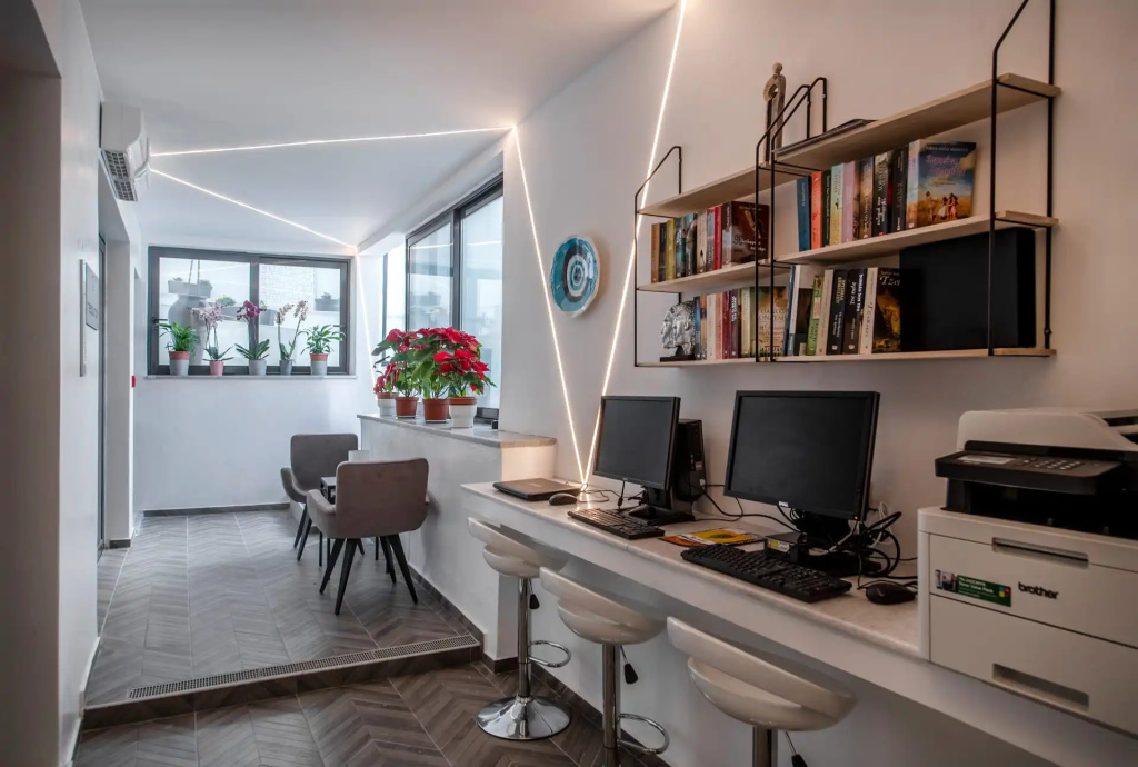 Central Boutique Hotel by Naoussa Hills - Adults Only