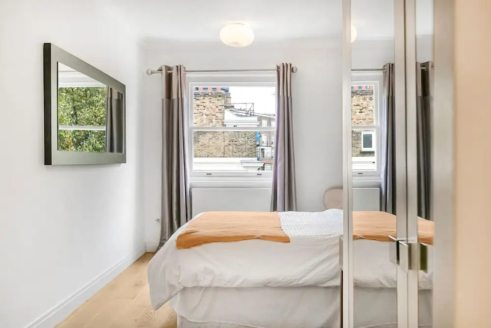 Knightsbridge Home Views Over Hyde Park