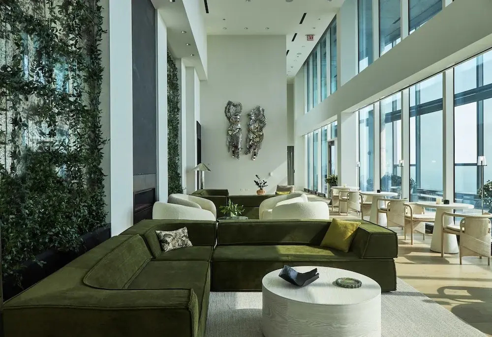 Panoramic Lake Views Premier Amenities for Groups