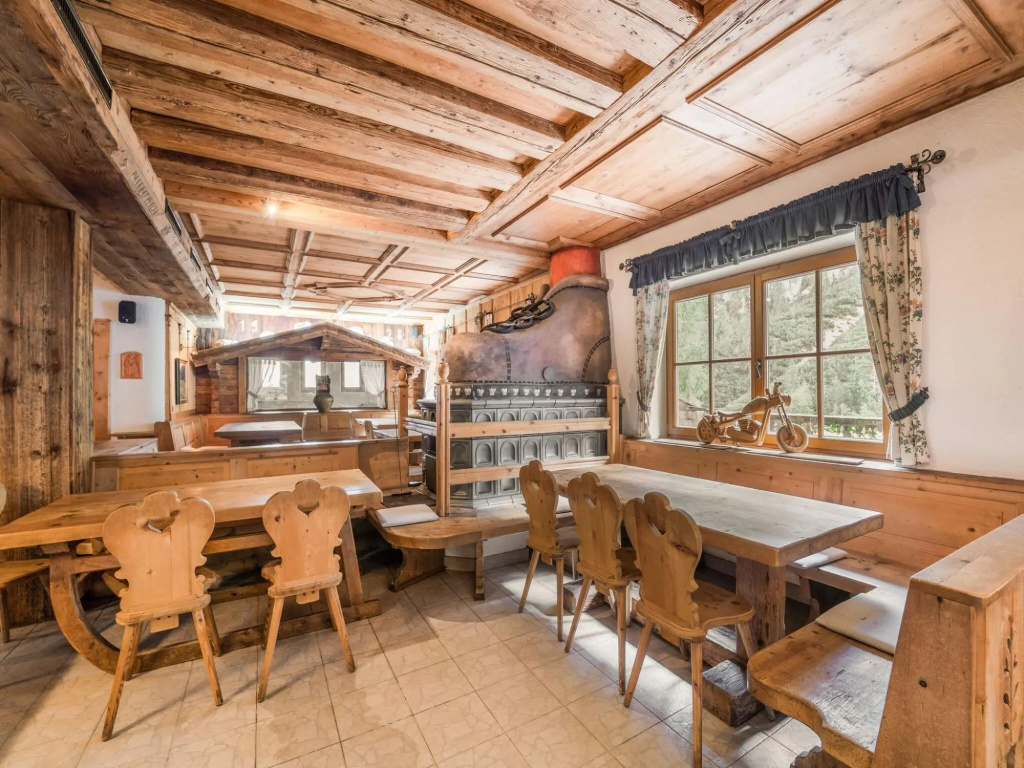 Chalet in Stubaital by Ski Slope & Sauna