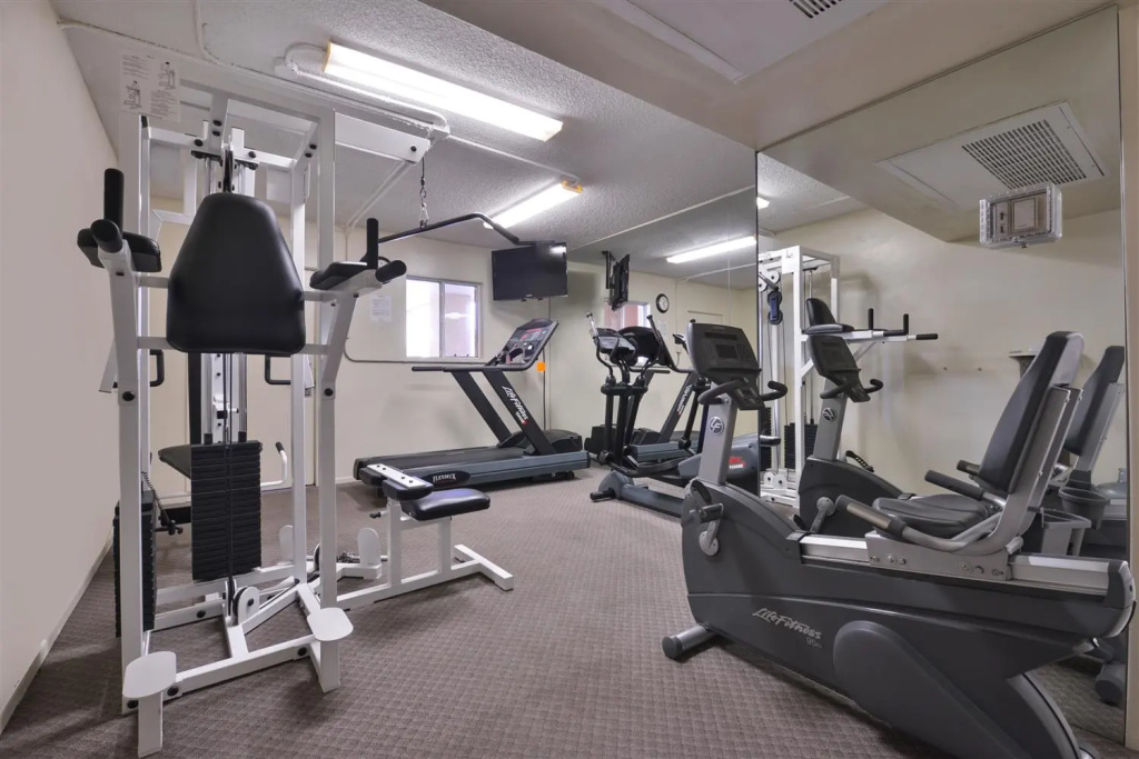 Best Western Plus King's Inn and Suites