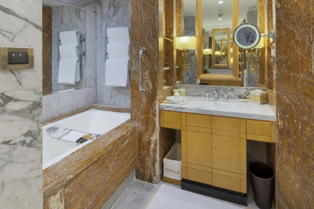 ITC Grand Chola, a Luxury Collection Hotel, Chennai