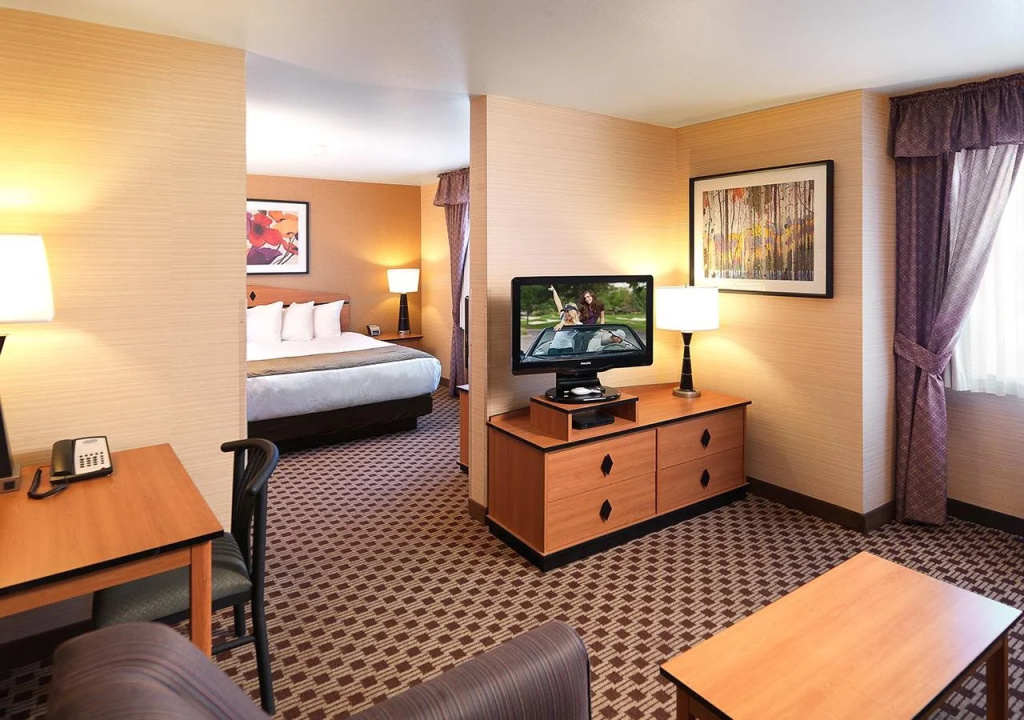 Crystal Inn Hotel & Suites - Midvalley