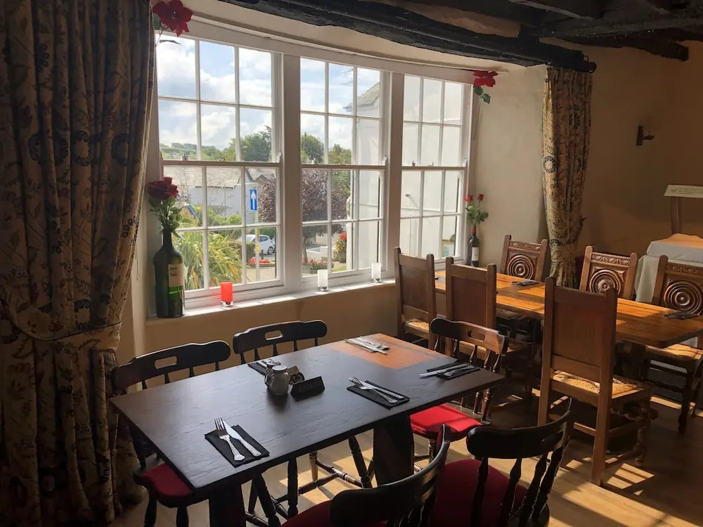 The Tree Inn