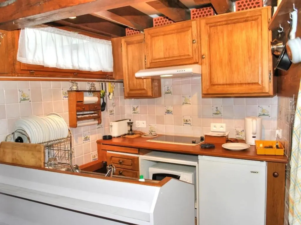 Gîte Médiéval Croglodytique à Loches avec Animaux Acceptés - FR-1-381-162
