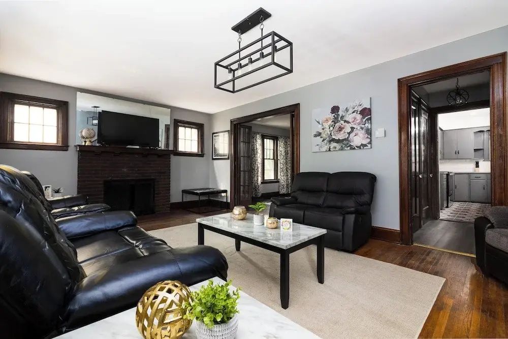 5Br, 1.5 Ba Close To Niagara Falls State Park