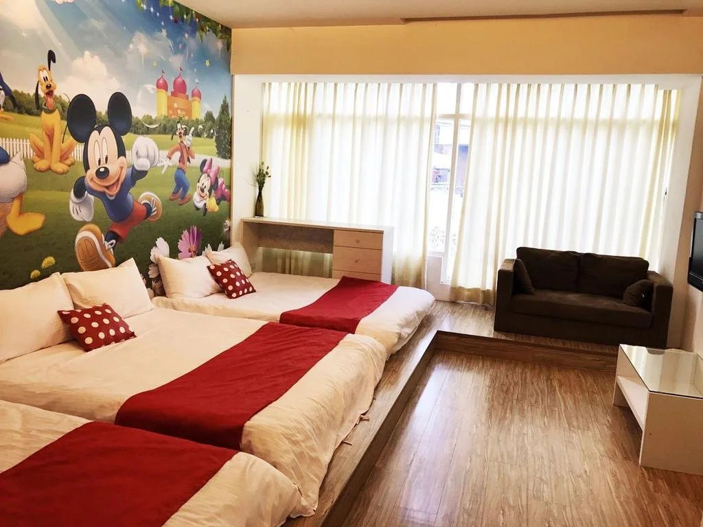 Mickey House-Qinghe