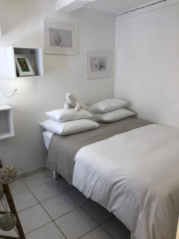 La Tanière de l'Ours Blanc Aubagne-Cassis-Aix en Provence