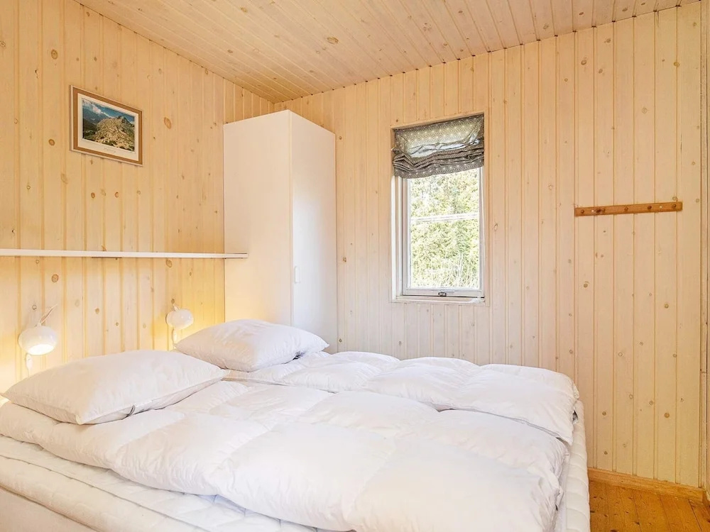 Modern Holiday Home in Humble With Sauna