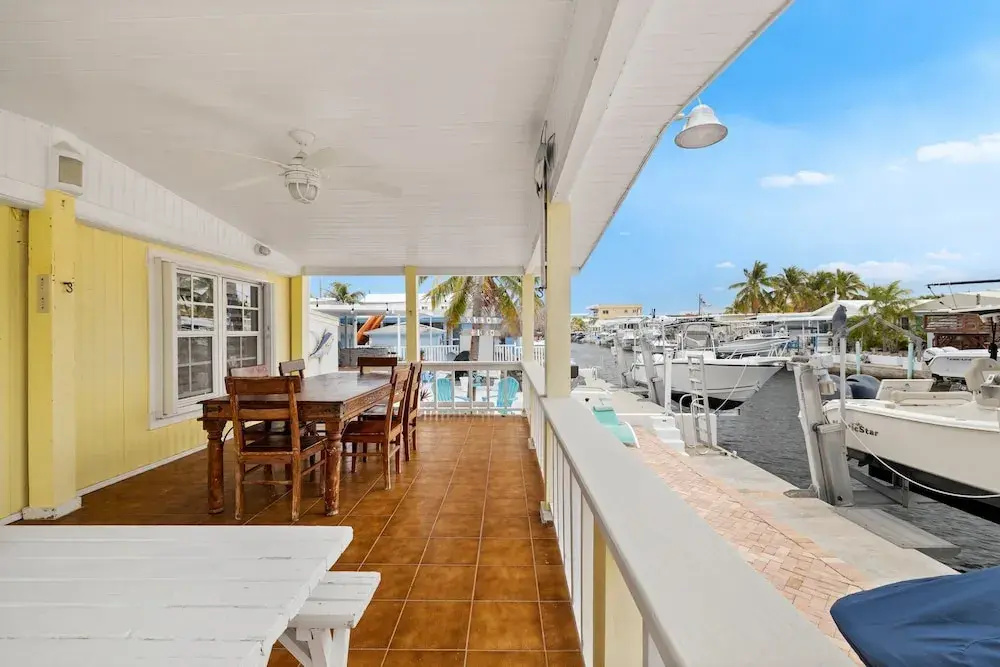 Oleander Hideaway Waterfront Home