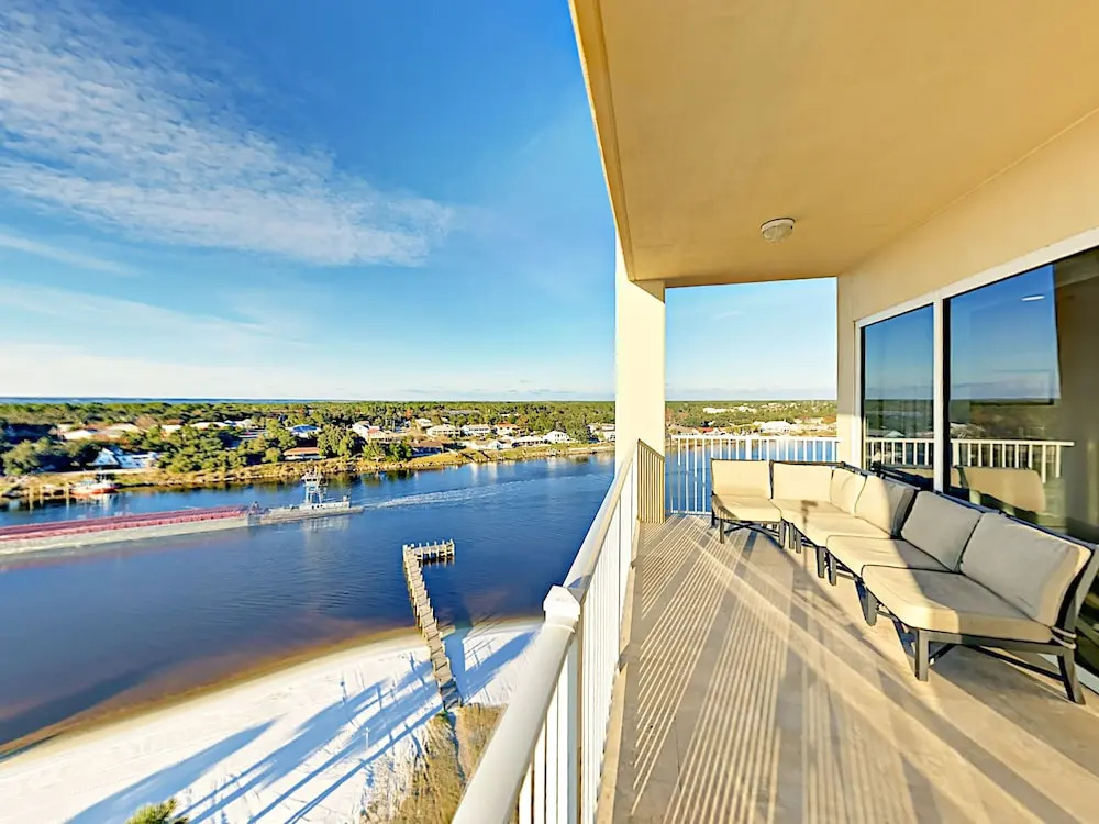 Intracoastal Grand Retreat #901 - 5 Br Condo