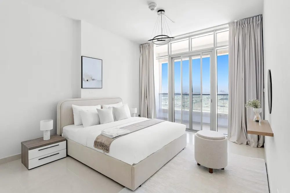 Silkhaus Near Reem Island Mall Julphar Tower
