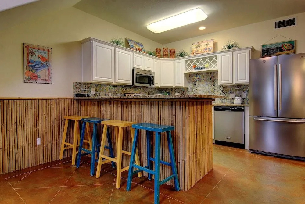 The Surf Shack PB105