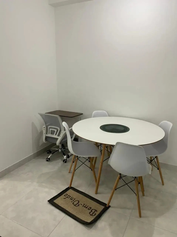 Apartamento em condominio praia clube