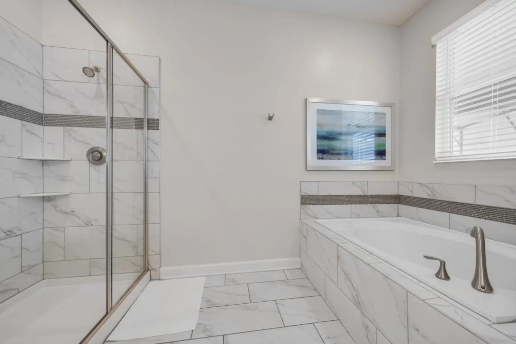 Wonderful home with private pool game and movie rooms near Disney