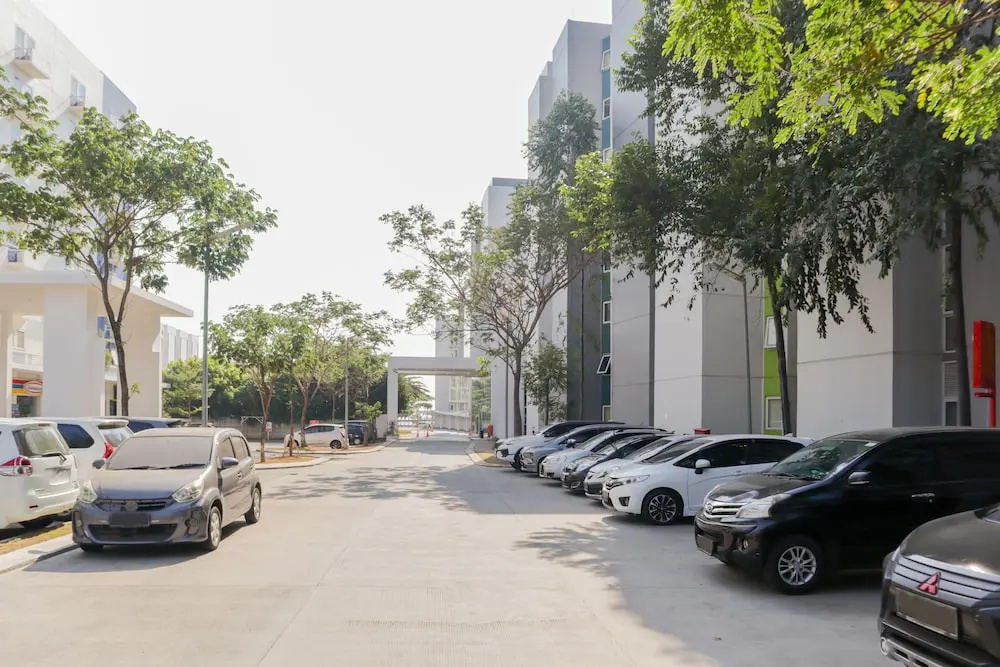 OYO 1242 Aeropolis Apartment