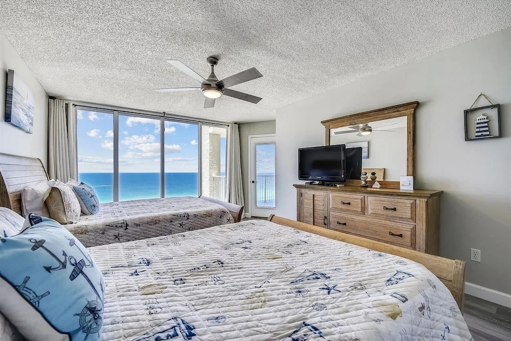Long Beach Tower 3, #1303 - Completely Renovated 2 Bedroom . 2 Condo by RedAwning