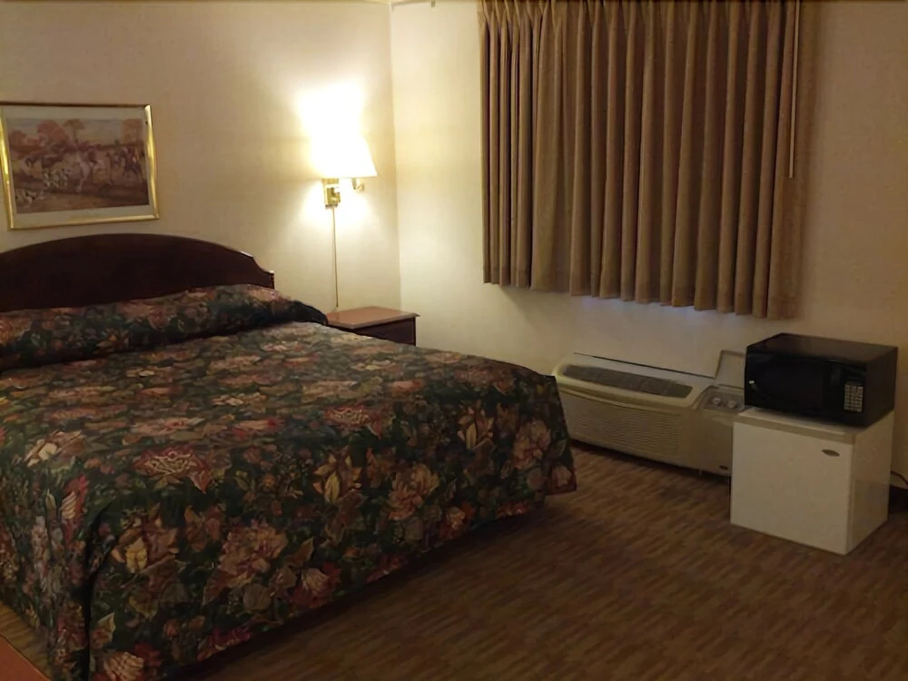 USA Inn Clinton