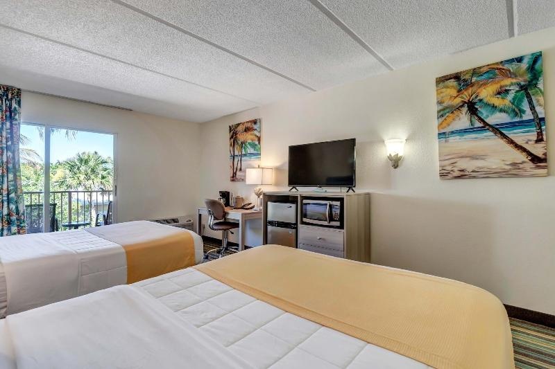 Holiday Inn Express Ft. Pierce-S HU