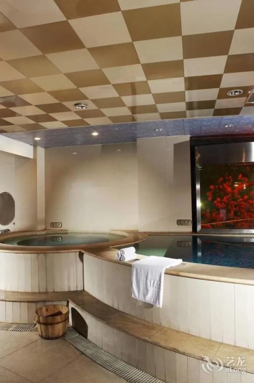Shanghai Jiangsu Hotel