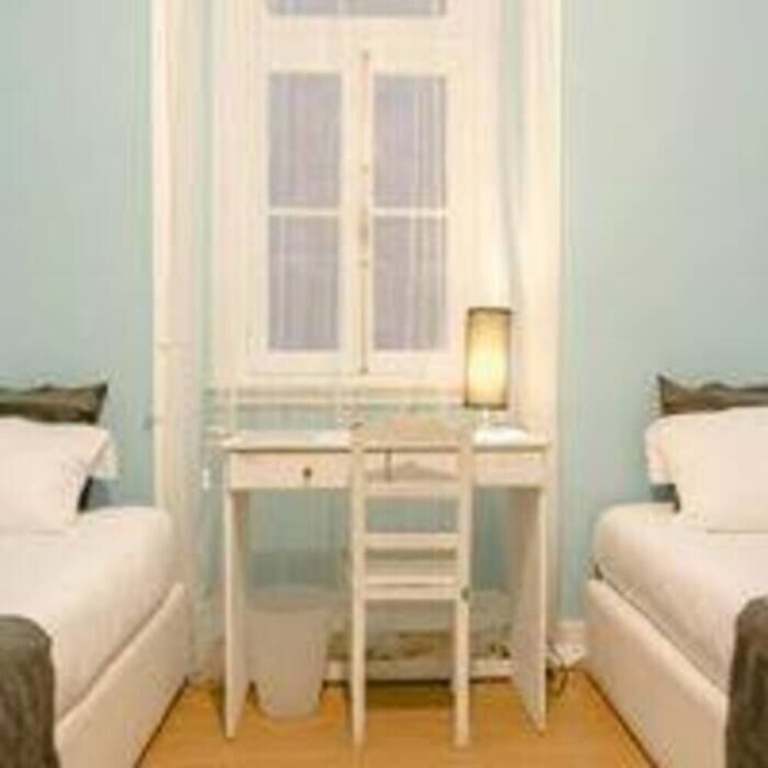 Royal Park Lisbon Guest House