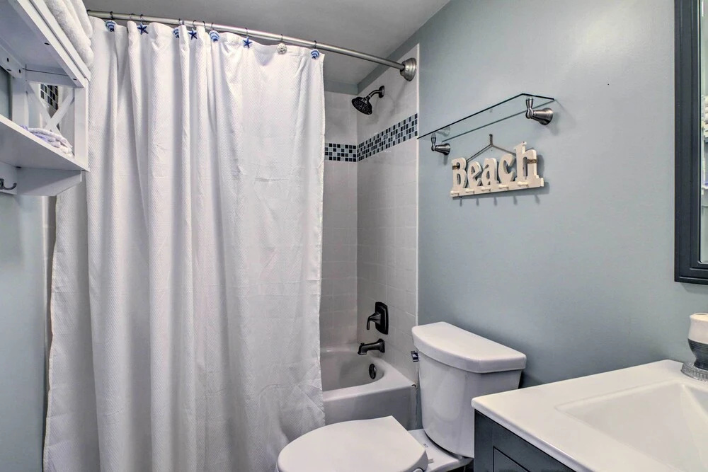Central Studio w/ Deck: Walk to Shops & Dining!