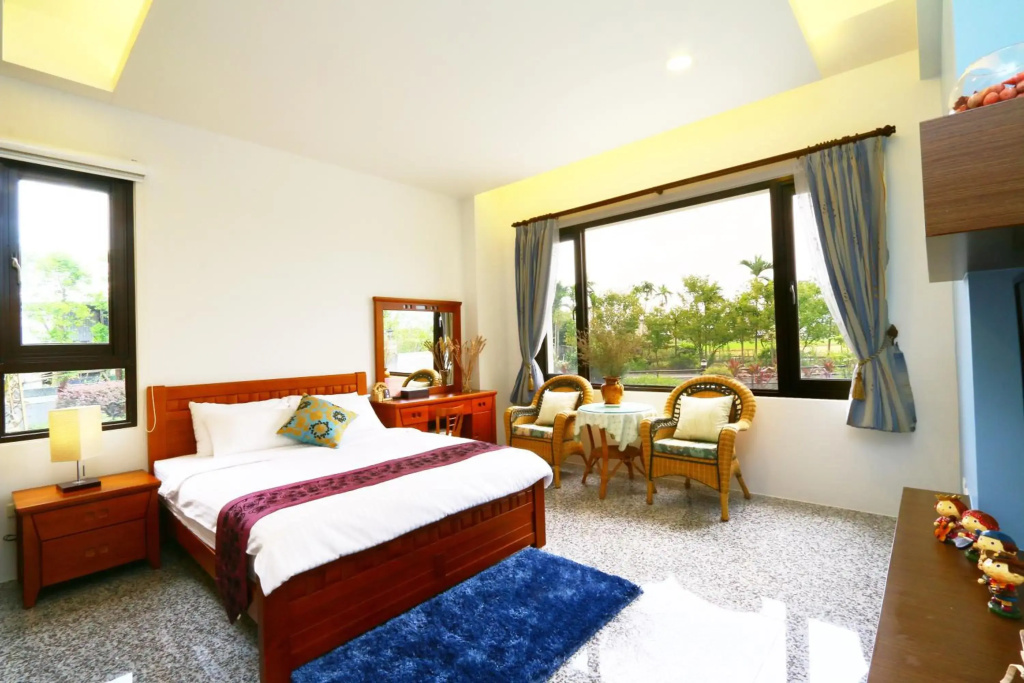 Sakura Love River Bed and Breakfast