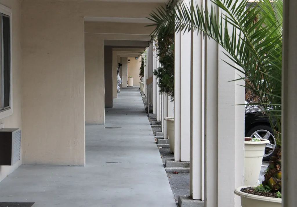Caravelle Inn Extended Stay