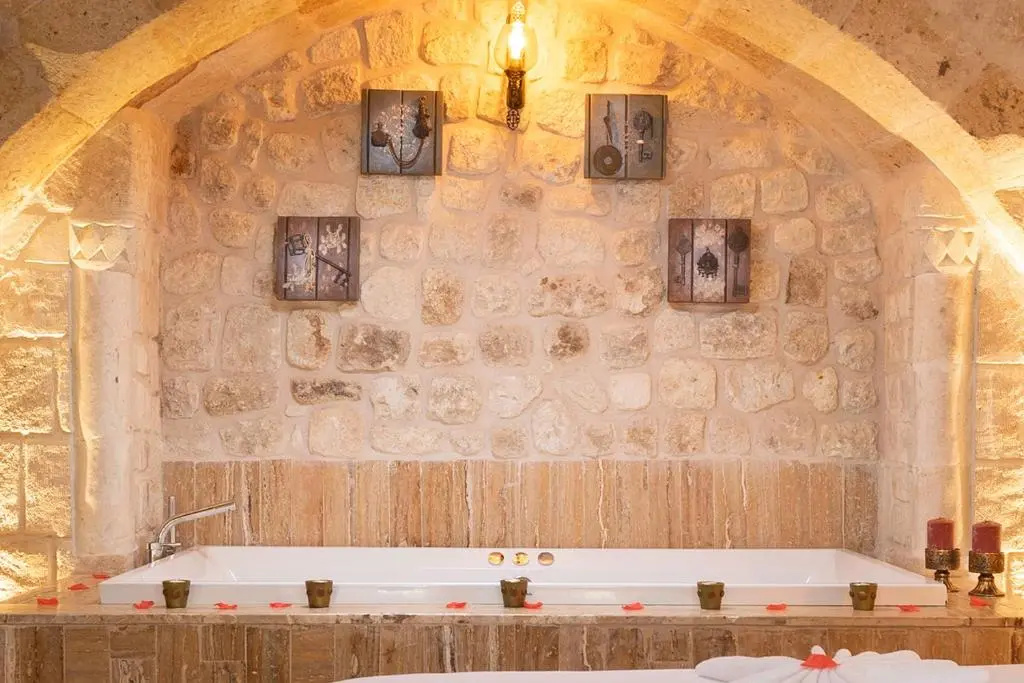 Elysion Cave Suites