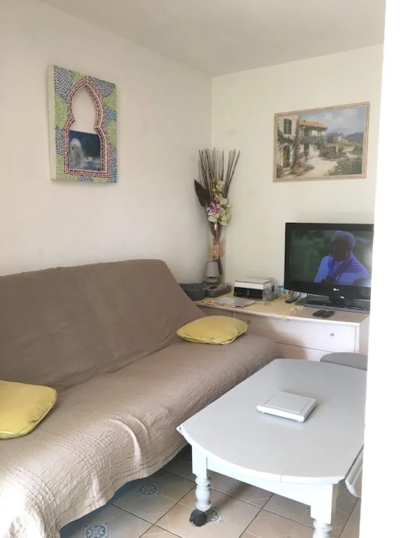 Apartment With 2 Bedrooms in Agde, With Shared Pool, Enclosed Garden and Wifi - 2 km From the Beach