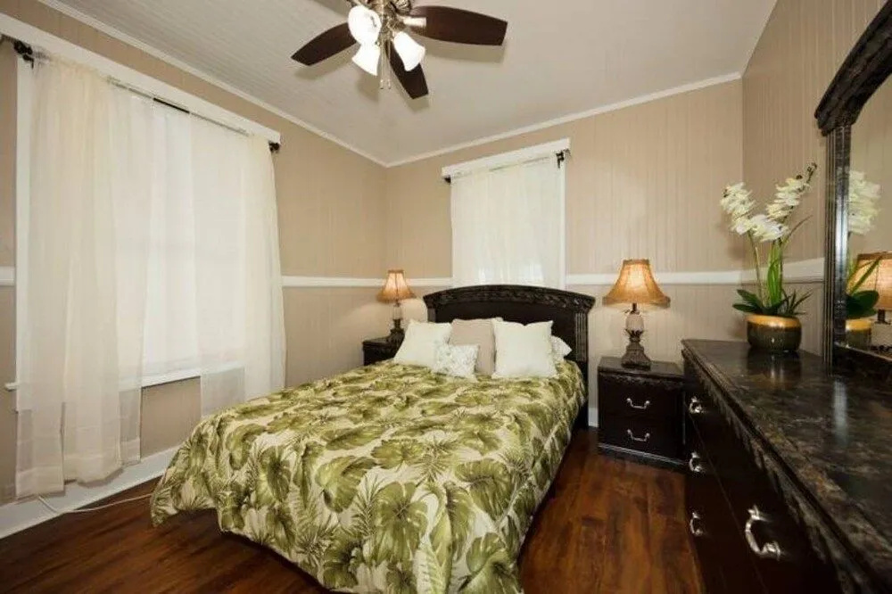 Makani Ea Home 2 Bedroom Home by Redawning
