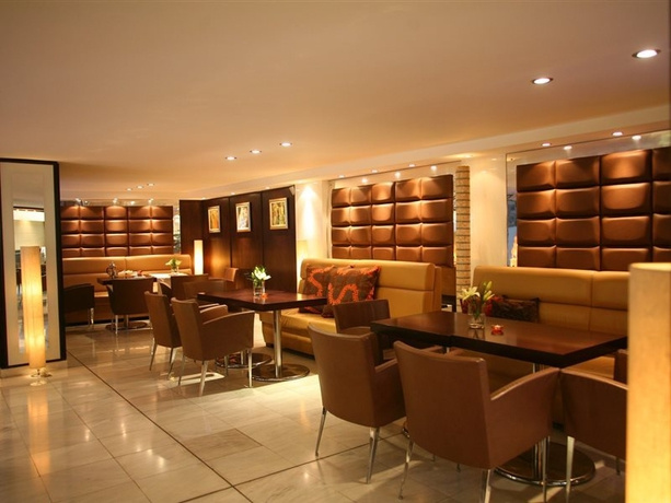 Holiday Inn