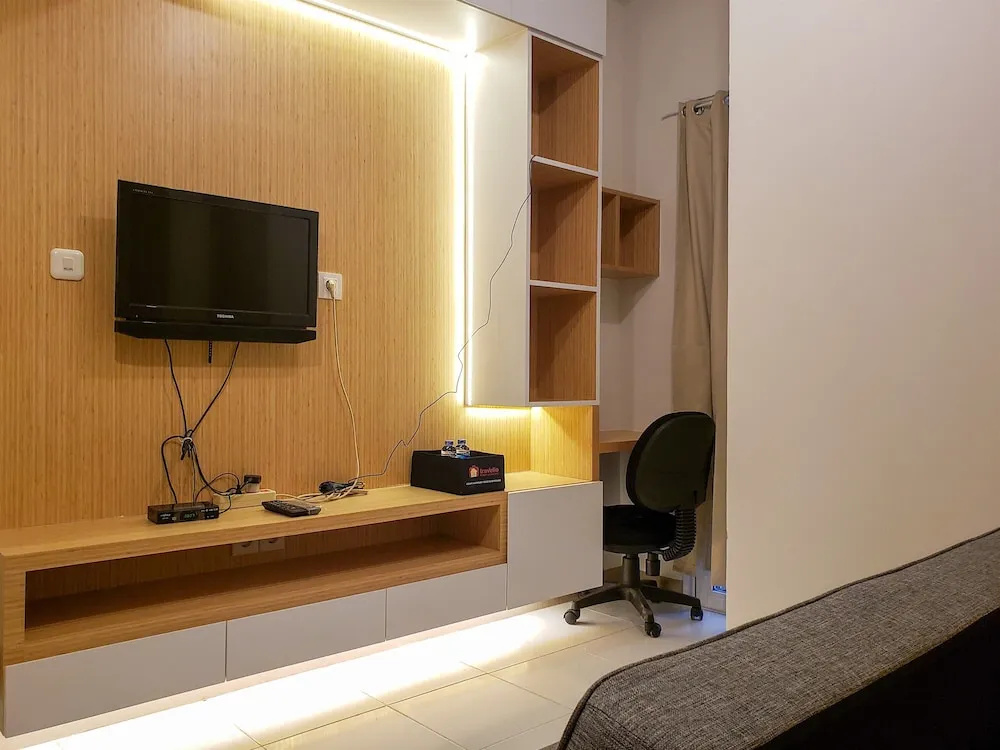 Minimalist And Tidy 2Br Apartment At Tokyo Riverside Pik 2