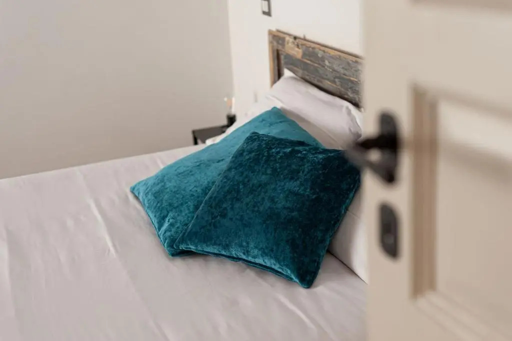 Bed and Box - VT01
