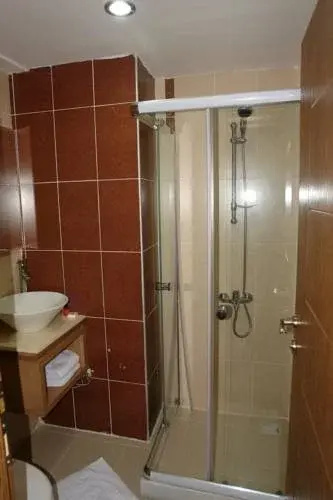 Hotel Almatur