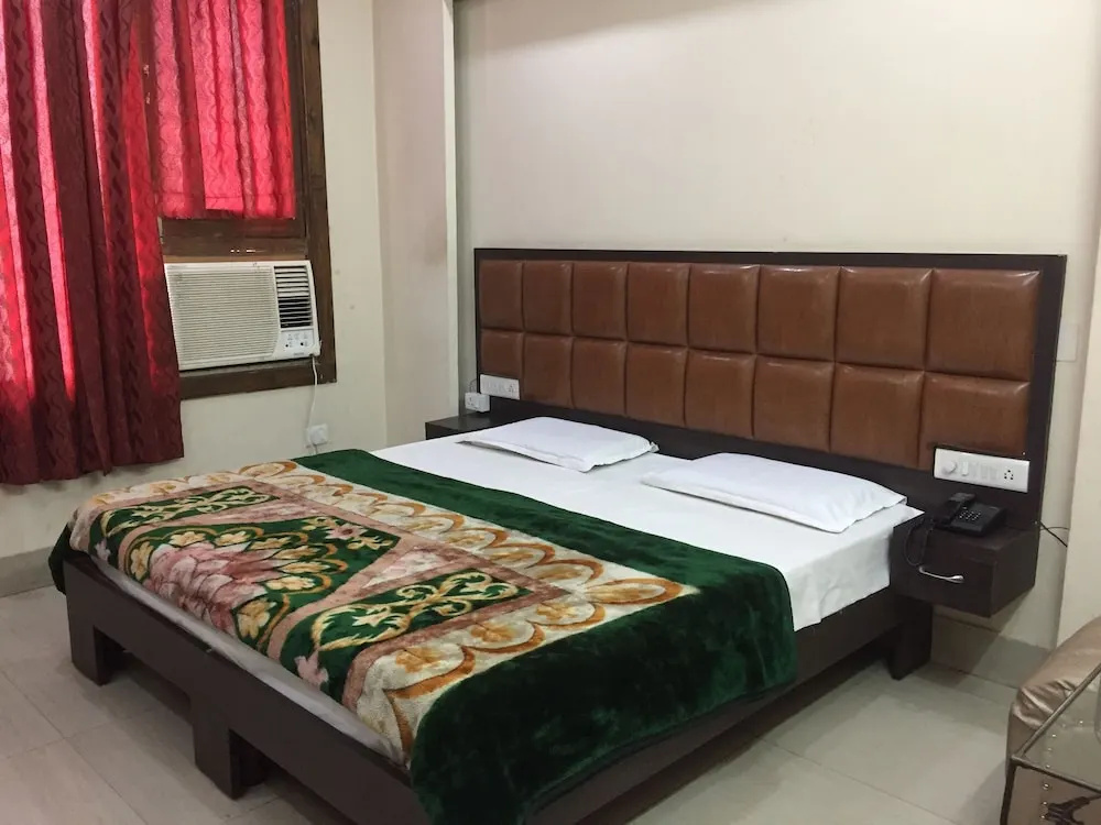 Hotel New Karan