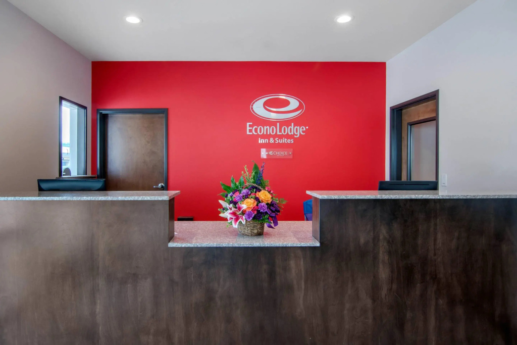 Econo Lodge Inn & Suites Springfield Main Street