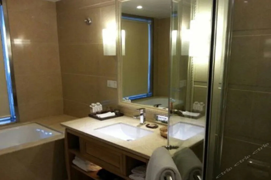Qianxi Yihe Hotel
