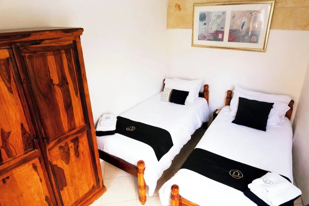 Dionisia Gozitan Villa and Pool